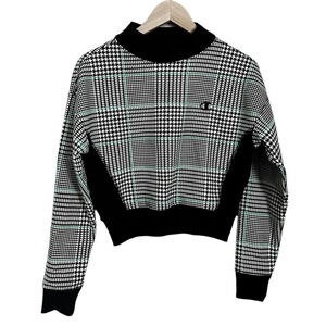 Champion • Plaid Cropped Sweater